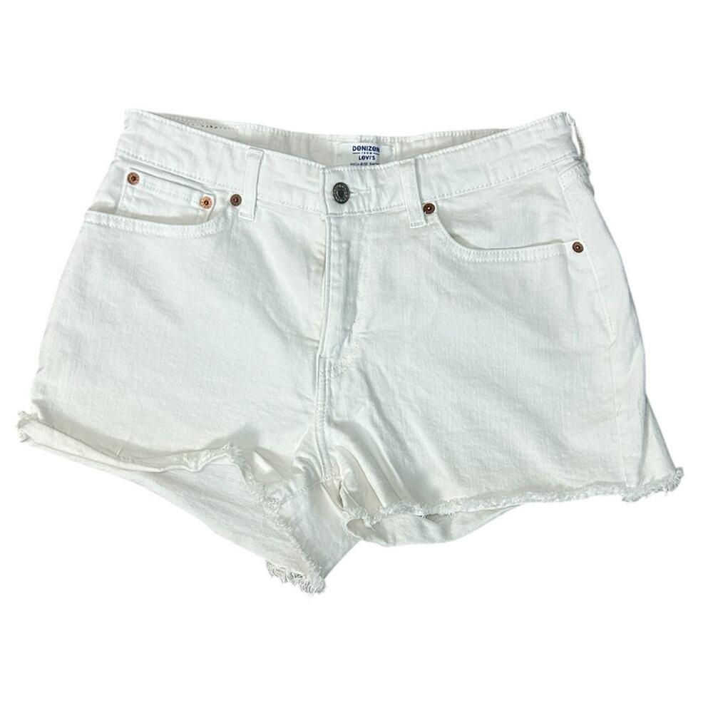 Levi’s Crisp White Denim high rise Shorts Women’s size 31
